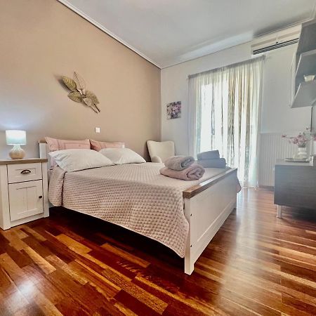 Apartament Elegant Downtown Retreat Kalamata Zewnętrze zdjęcie