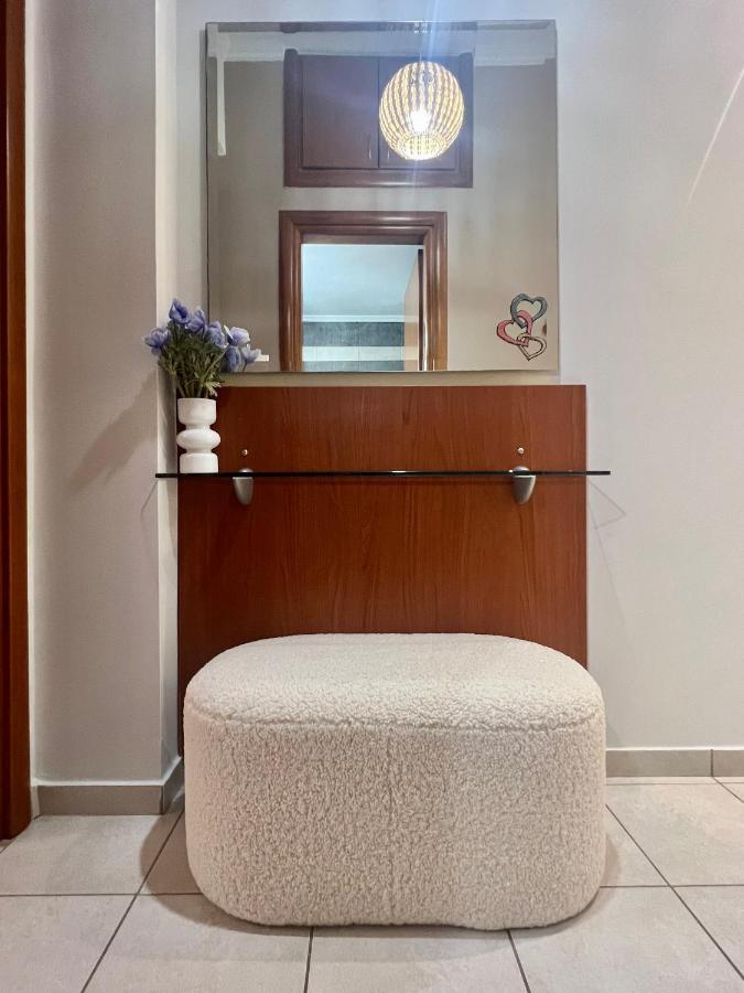 Apartament Elegant Downtown Retreat Kalamata Zewnętrze zdjęcie