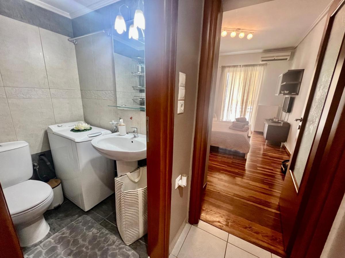 Apartament Elegant Downtown Retreat Kalamata Zewnętrze zdjęcie